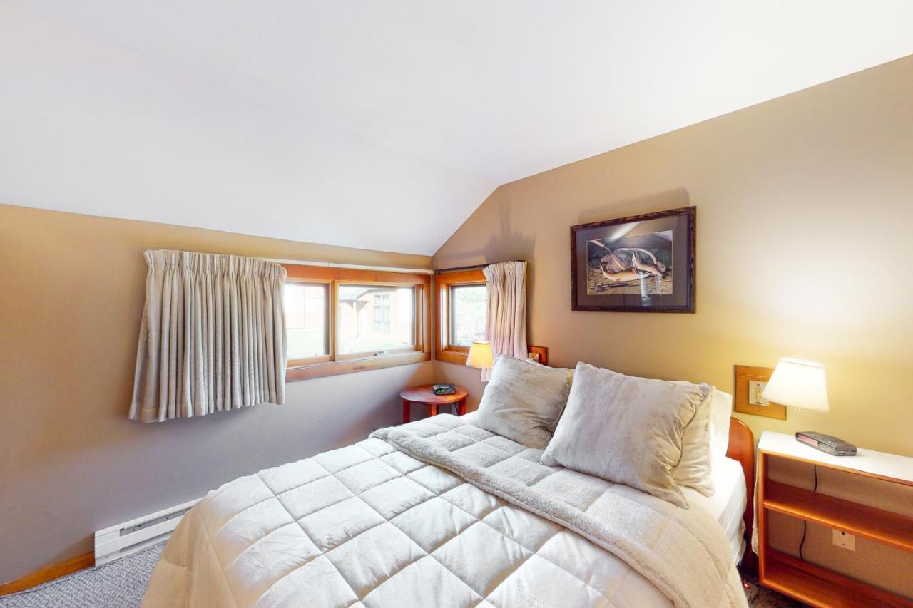 Cozy Modern Comfort Killington Exteriör bild